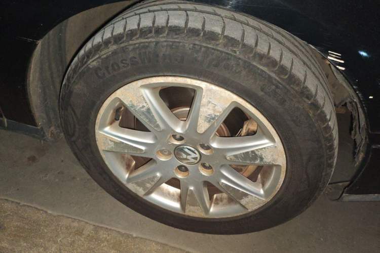 Used Volkswagen Magotan 2011 1.4 TSI Standard Edition Right Front Wheel Hub