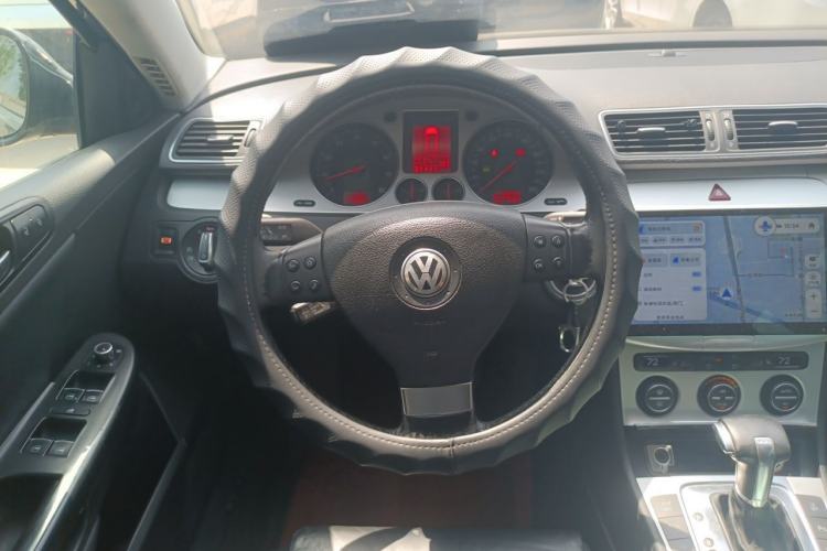 Used Volkswagen Magotan 2011 2.0 TSI DSG Comfort Edition Steering Wheel