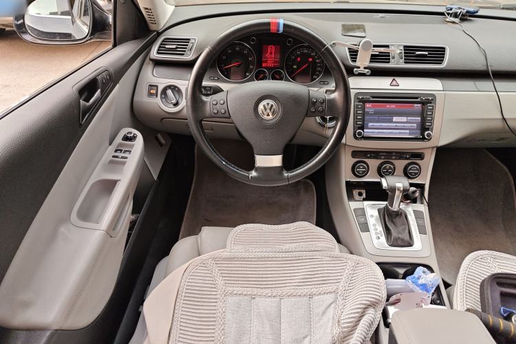 Used Volkswagen Magotan 2011 1.4 TSI Elite Edition Steering Wheel