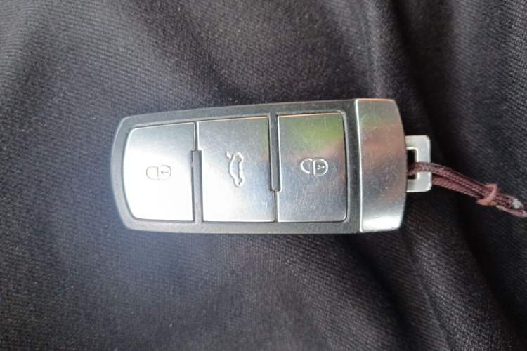 Used Volkswagen Magotan 2011 2.0 TSI DSG Luxury Edition Vehicle Key