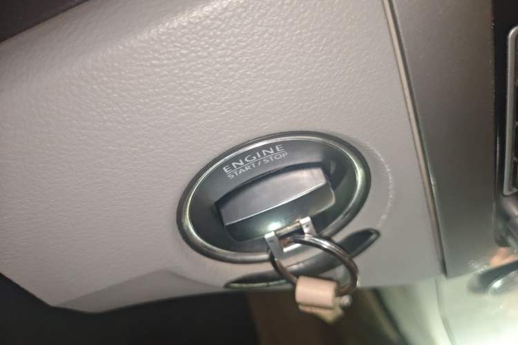 Used Volkswagen Magotan 2011 1.4 TSI Elite Edition Vehicle Key