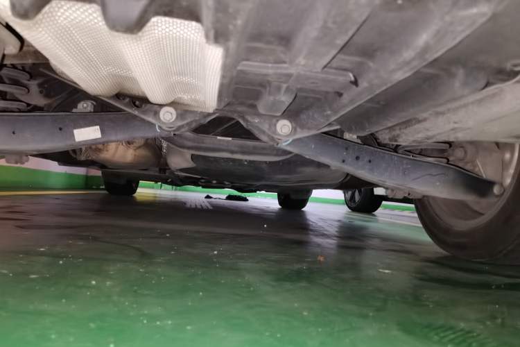 Used Volkswagen Magotan 2011 1.8TSI DSG Comfort Model Chassis Rear