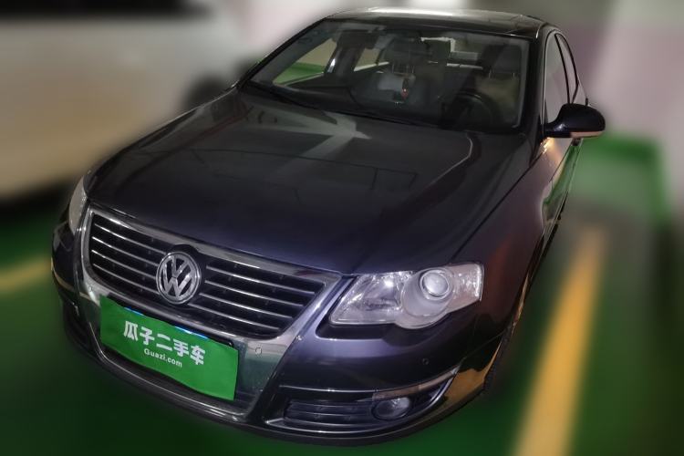 Used Volkswagen Magotan 2011 1.8TSI DSG Comfort Model Guazi used car, China used car export, Used car for sale, Used  cars, Cheapest cars for sale