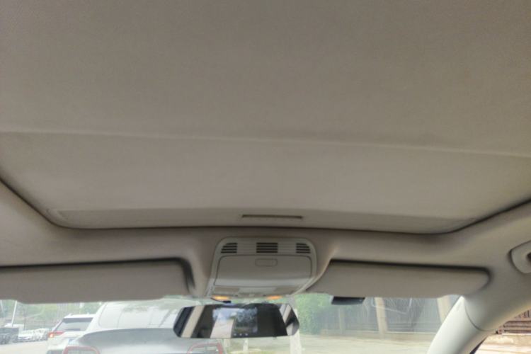 Used Volkswagen Magotan 2011 1.4 TSI Elite Edition Headliner