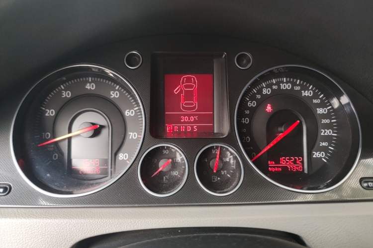 Used Volkswagen Magotan 2011 1.4 TSI Elite Edition Instrument Cluster