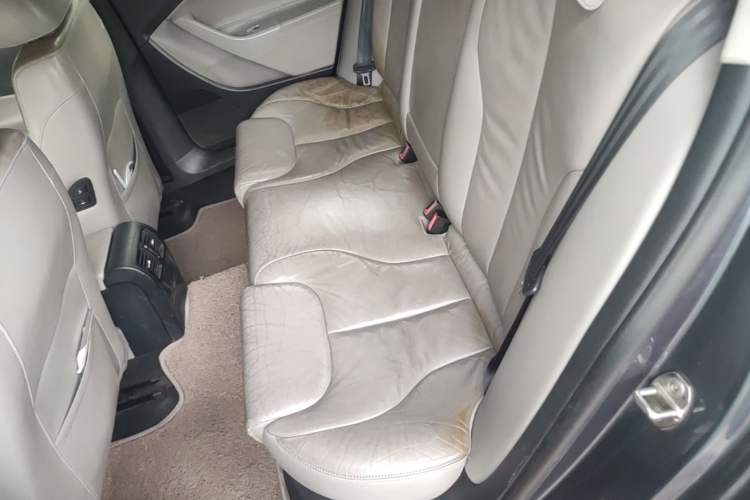 Used Volkswagen Magotan 2011 1.4 TSI Elite Edition Left Rear Seat