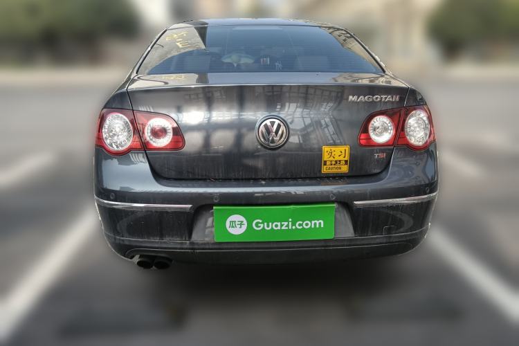 Used Volkswagen Magotan 2011 1.8TSI DSG Luxury Model Rear