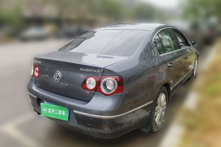 Used Volkswagen Magotan 2011 1.4 TSI Elite Edition Rear Right 45 Deg