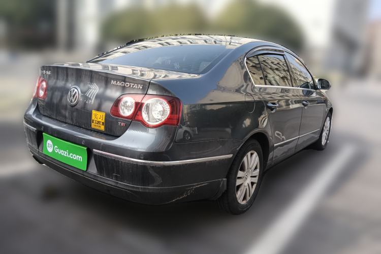 Used Volkswagen Magotan 2011 1.8TSI DSG Luxury Model Rear Right 45 Deg