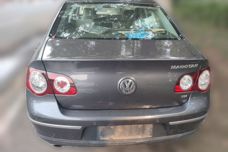 Used Volkswagen Magotan 2011 1.4 TSI Elite Edition Rear