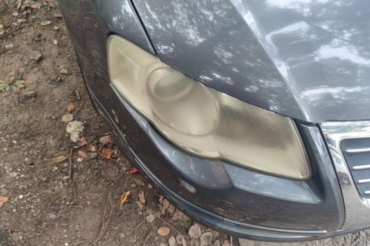 Used Volkswagen Magotan 2011 1.4 TSI Elite Edition Right Front Headlight