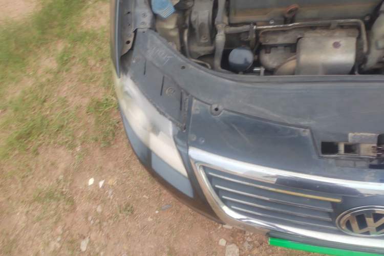 Used Volkswagen Magotan 2011 1.4 TSI Elite Edition Engine Bay Right