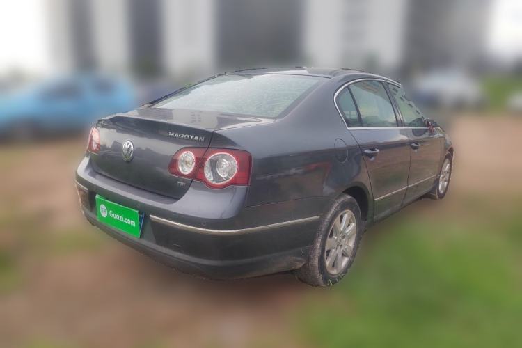 Used Volkswagen Magotan 2011 1.4 TSI Elite Edition Rear Right 45 Deg