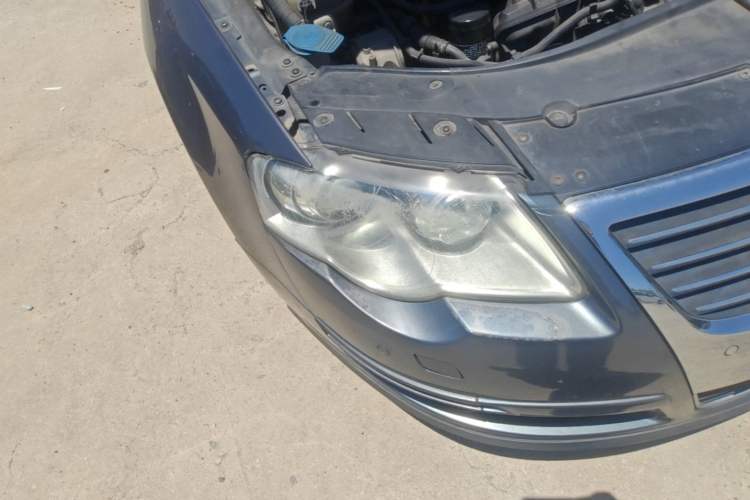 Used Volkswagen Magotan 2011 2.0 TSI DSG Luxury Edition Right Front Headlight