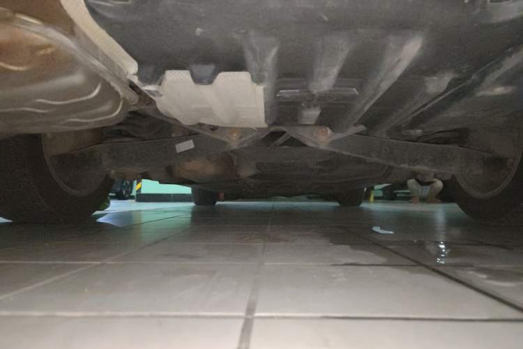 Used Volkswagen Magotan 2011 1.8TSI DSG Comfort Model Chassis Rear