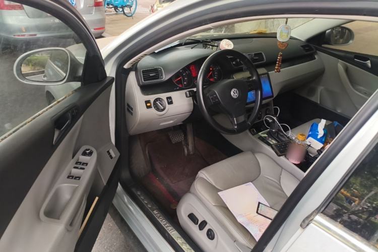 Used Volkswagen Magotan 2011 1.4 TSI Elite Edition Driver Seat