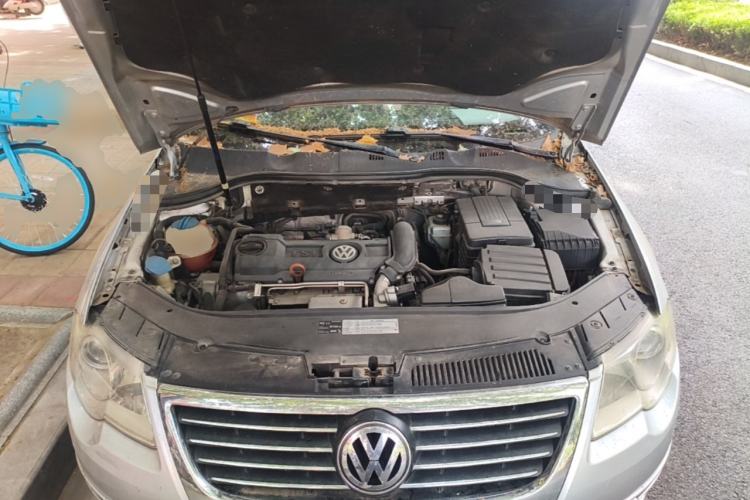 Used Volkswagen Magotan 2011 1.4 TSI Elite Edition Engine Bay