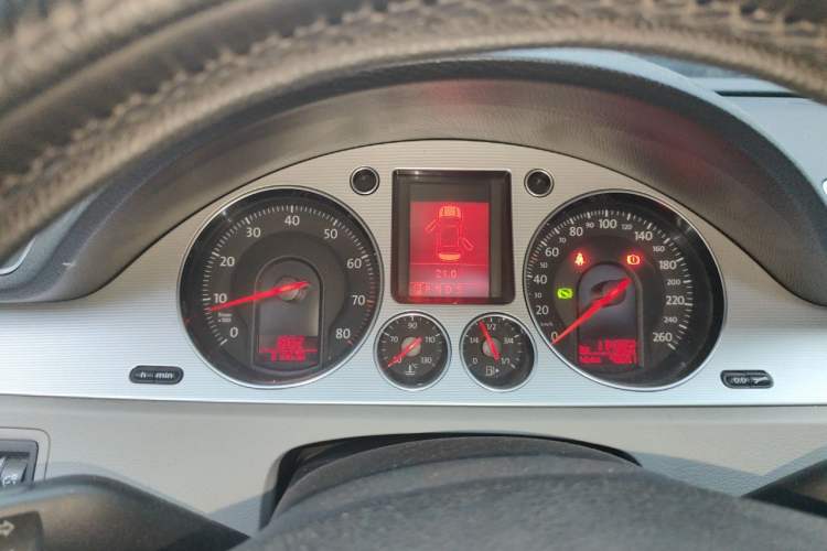 Used Volkswagen Magotan 2011 1.8TSI DSG Luxury Model Instrument Cluster