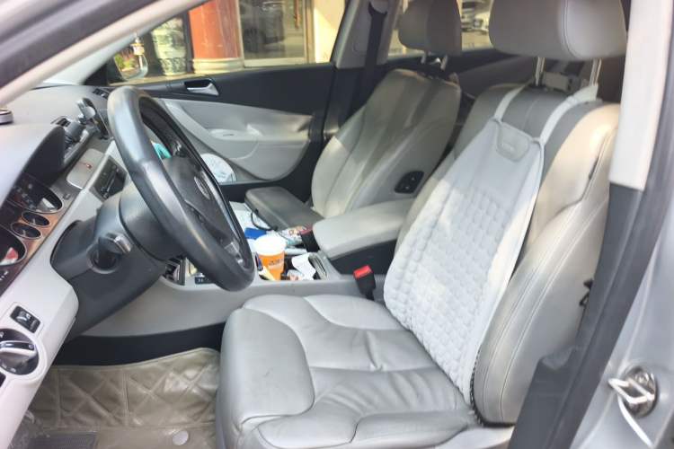 Used Volkswagen Magotan 2011 1.4 TSI Elite Edition Left Front Seat