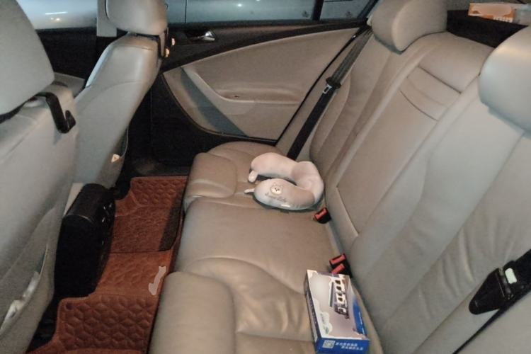 Used Volkswagen Magotan 2011 1.8TSI DSG Comfort Model Left Rear Seat