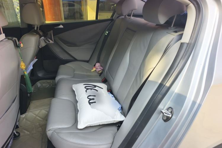 Used Volkswagen Magotan 2011 1.4 TSI Elite Edition Left Rear Seat