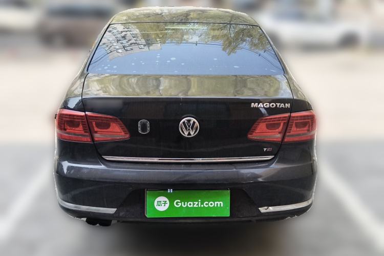 Used Volkswagen Magotan 2011 1.8TSI DSG Luxury Model Rear