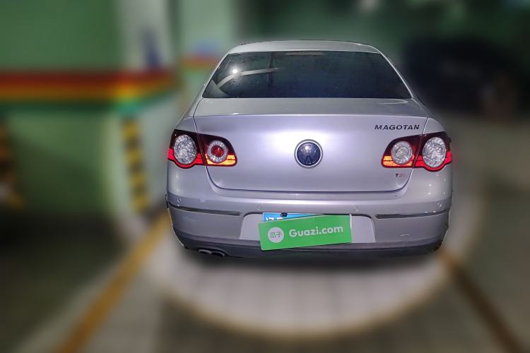 Used Volkswagen Magotan 2011 1.8TSI DSG Comfort Model Rear