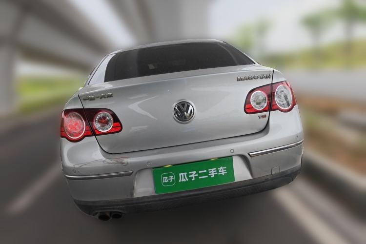 Used Volkswagen Magotan 2011 1.8TSI DSG Comfort Model Rear