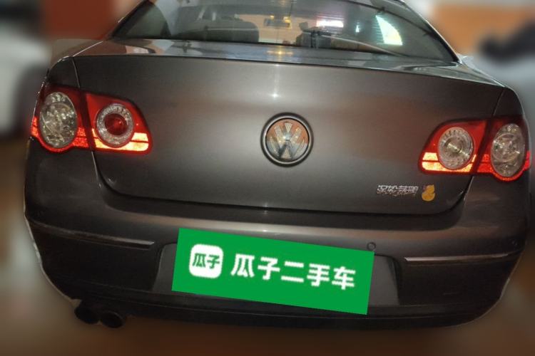 Used Volkswagen Magotan 2011 1.8TSI DSG Comfort Model Rear