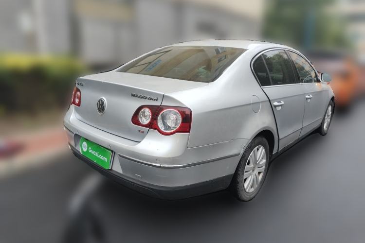Used Volkswagen Magotan 2011 1.8TSI DSG Luxury Model Rear Right 45 Deg