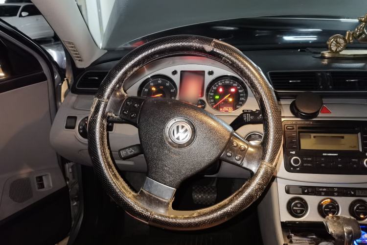 Used Volkswagen Magotan 2011 1.8TSI DSG Comfort Model Steering Wheel