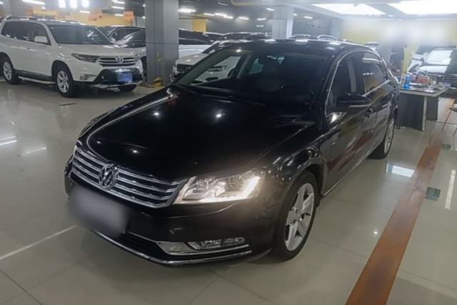 Used Volkswagen Magotan 2012 Facelift 2.0 TSI Prestige Model