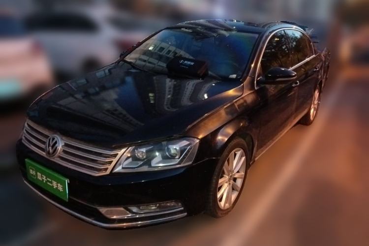 Used Volkswagen Magotan 2012 Facelift 2.0 TSI Prestige Model Guazi used car, China used car export, Used car for sale, Used cars, Cheapest cars for sale
