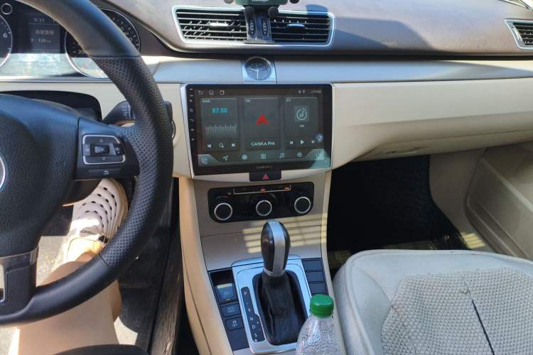 Used Volkswagen Magotan 2012 Revised Version 1.8TSI Leading Edition Audio And AC Panel