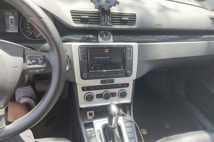 Used Volkswagen Magotan 2012 Revised 1.8TSI Luxury Version Audio And AC Panel