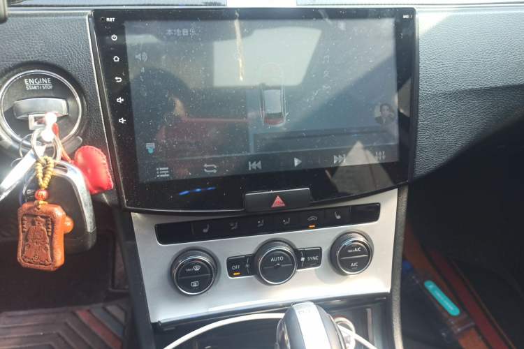 Used Volkswagen Magotan 2012 Revised Version 2.0 TSI Luxury Edition Audio And AC Panel