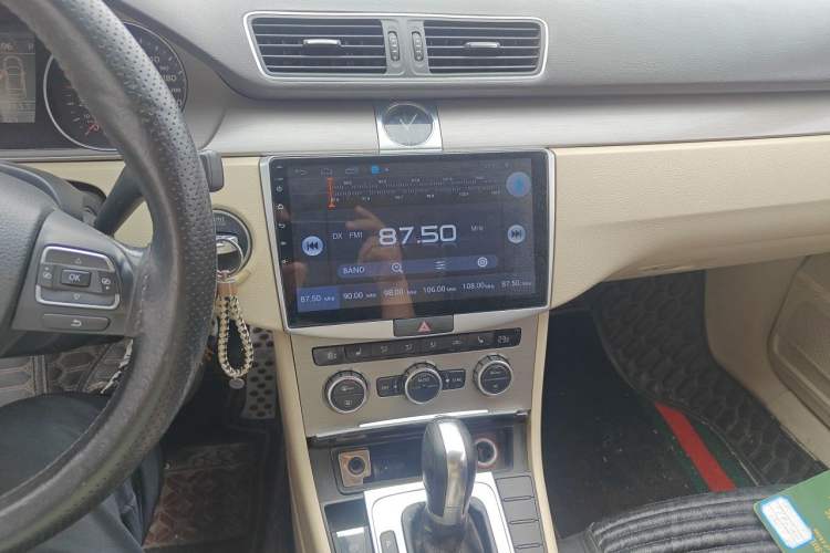 Used Volkswagen Magotan 2012 1.8TSI Luxury Model Audio And AC Panel