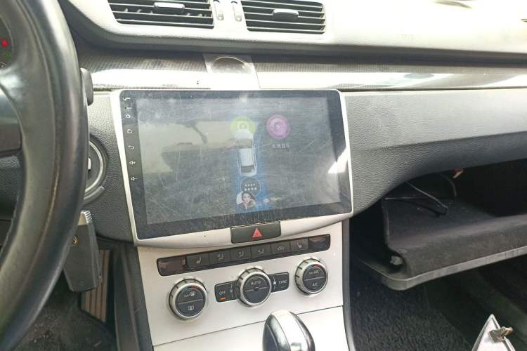 Used Volkswagen Magotan 2012 Revised Version 1.8TSI Leading Edition Audio And AC Panel