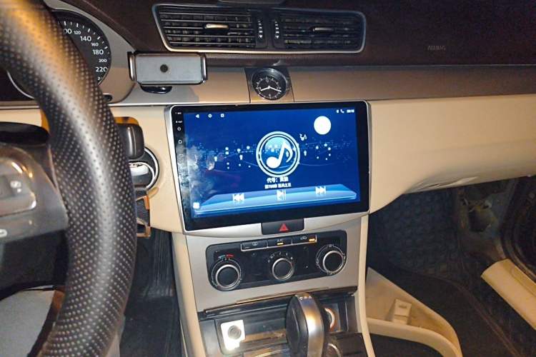 Used Volkswagen Magotan 2012 Revised Version 1.8TSI Leading Edition Audio And AC Panel