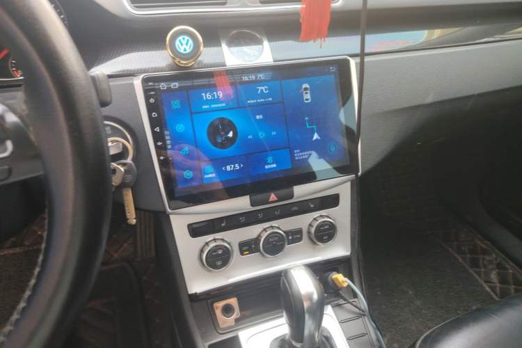 Used Volkswagen Magotan 2012 Revised 1.8TSI Luxury Version Audio And AC Panel