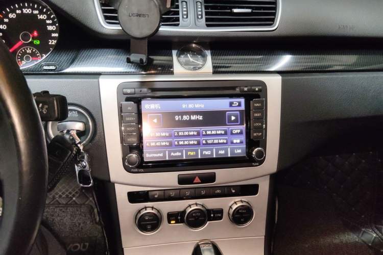 Used Volkswagen Magotan 2012 1.8TSI Luxury Model Audio And AC Panel