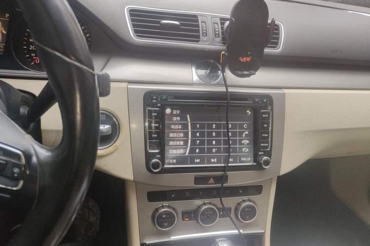 Used Volkswagen Magotan 2012 Revised 1.8TSI Luxury Version Audio And AC Panel