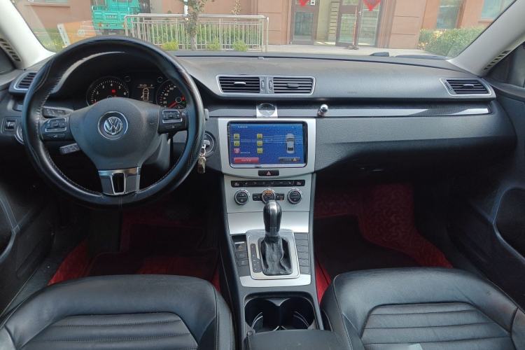 Used Volkswagen Magotan 2012 1.8TSI Luxury Model Center Console