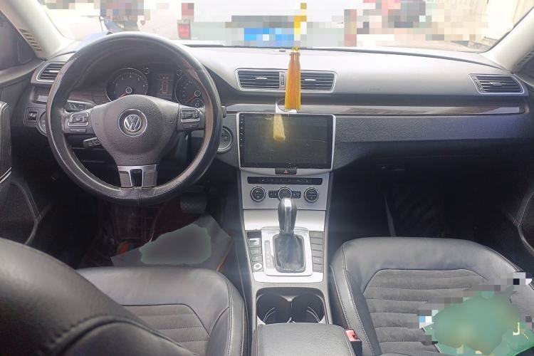 Used Volkswagen Magotan 2012 1.8TSI Prestige Model Center Console