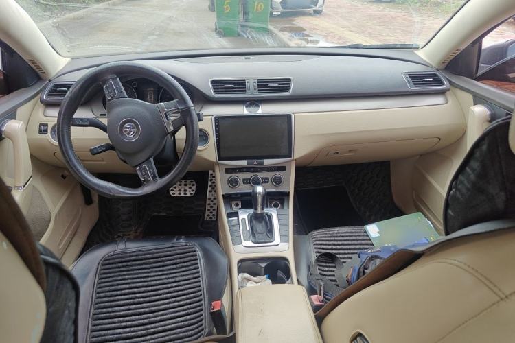 Used Volkswagen Magotan 2012 1.8TSI Luxury Model Center Console