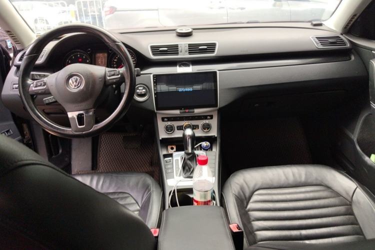 Used Volkswagen Magotan 2012 1.8TSI Luxury Model Center Console