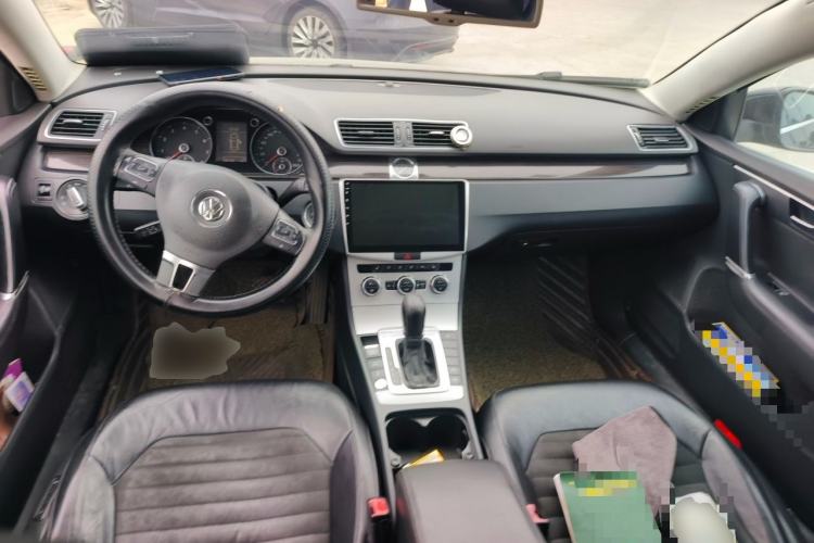 Used Volkswagen Magotan 2012 Facelift 1.8TSI Prestige Model Center Console