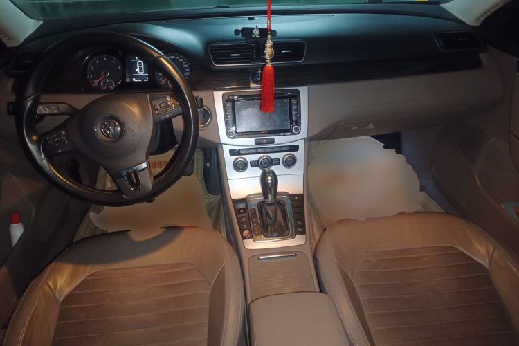 Used Volkswagen Magotan 2012 1.8TSI Prestige Model Center Console