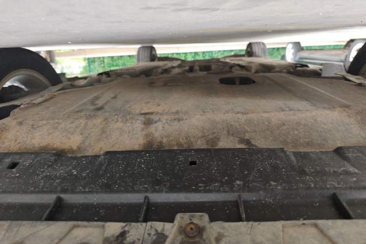 Used Volkswagen Magotan 2012 1.8TSI Luxury Model Chassis Front