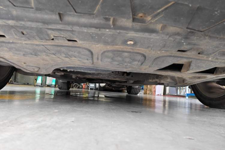 Used Volkswagen Magotan 2012 1.8TSI Prestige Model Chassis Front